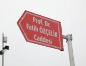 TIP DÜNYASININ ÖNEMLİ İSMİ ARTIK CADDEDE YAŞATILIYOR