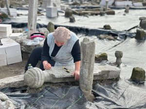 OSMANLI DÖNEMİNDEN KALMA TÜRBE VE MEZARLIKLAR ONARILIYOR