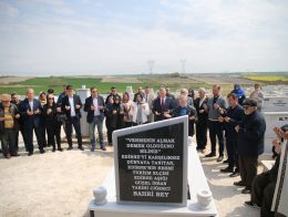 TURİZM ELÇİSİ BAHRİ DİNAR MEZARI BAŞINDA ANILDI